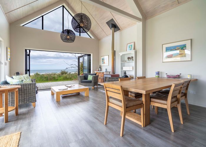  at 497 Waikawa-Curio Bay Road, CURIO BAY, TOKANUI