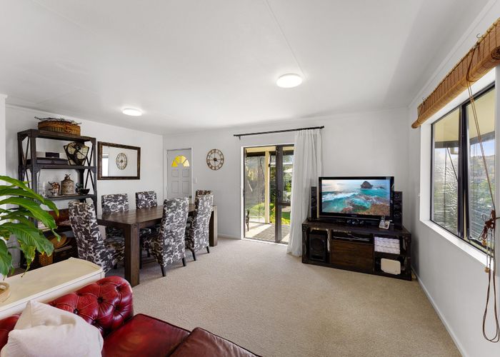  at 88 Queens Road, Waikanae Beach, Waikanae