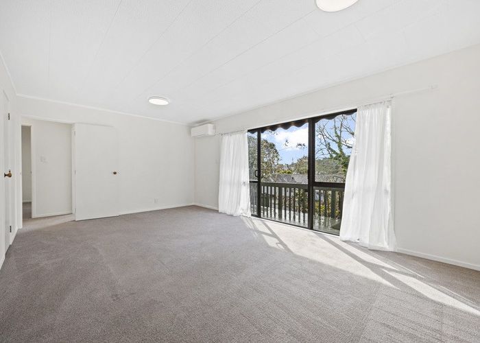  at 2/12 Roick Parade, Glen Eden, Waitakere City, Auckland