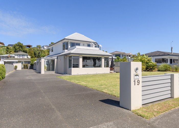  at 19 Beach Road, Otumoetai, Tauranga, Bay Of Plenty