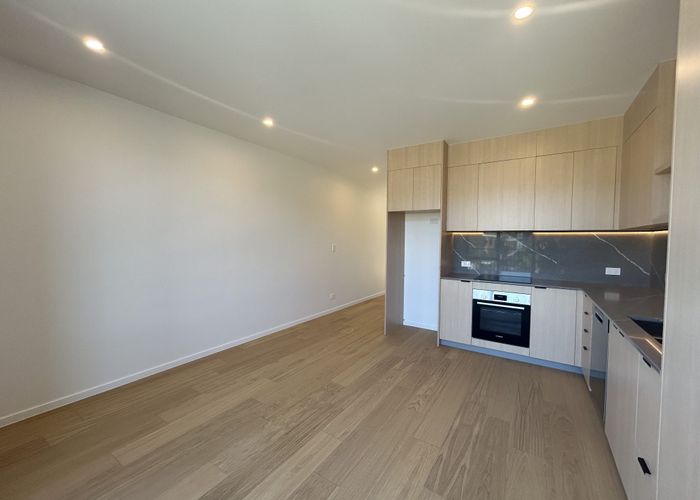  at 8 Amber Glen, Albany, Auckland