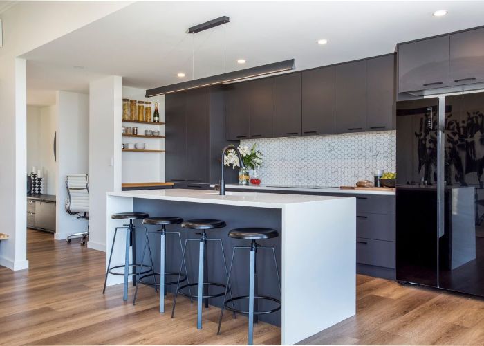  at 8B Huka Road, Birkenhead, North Shore City, Auckland