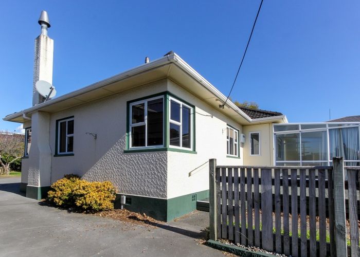  at 33 Breakwater Road, Moturoa, New Plymouth