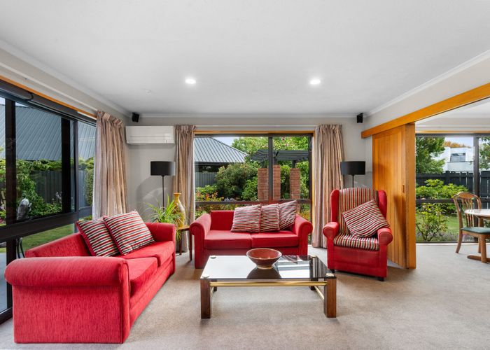  at 14 Brockhall Lane, Avonhead, Christchurch