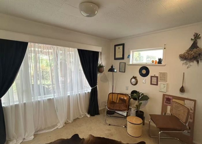  at 73 Oakdale rd, Mount Roskill, Auckland City, Auckland