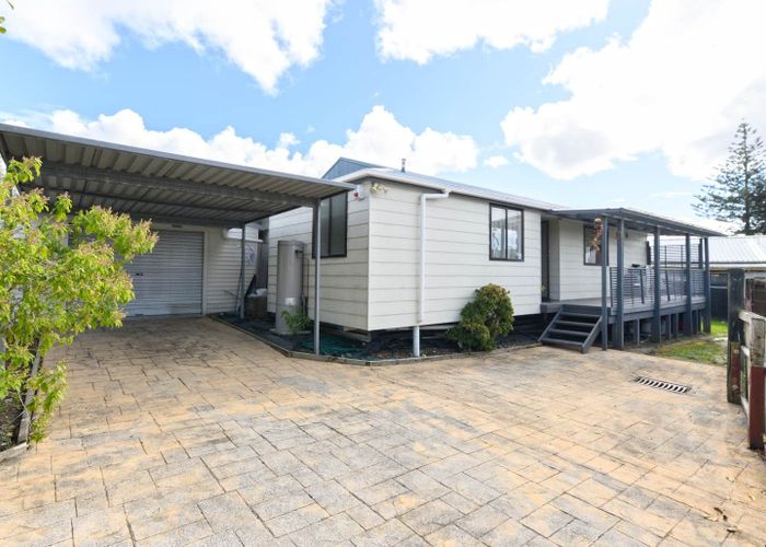  at 25 Glen Close, Glen Eden, Waitakere City, Auckland
