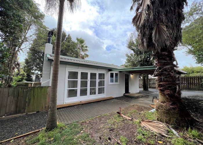  at 405A East Coast Road, Mairangi Bay, North Shore City, Auckland