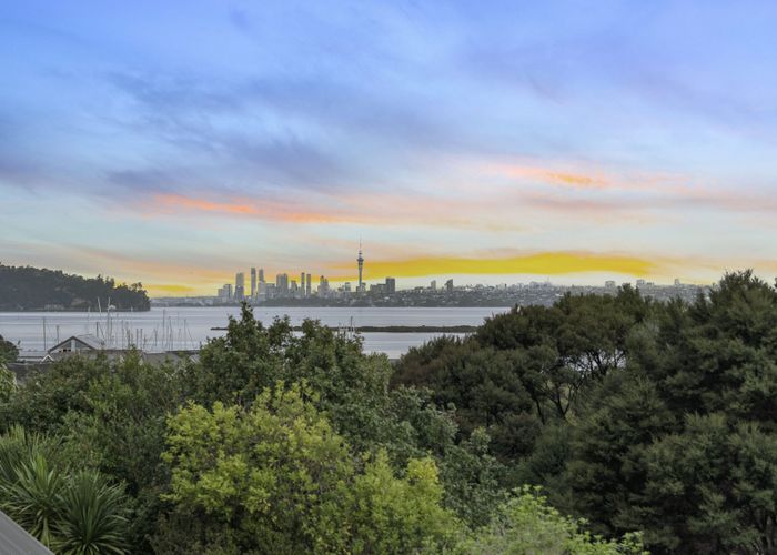  at 2/1 Clearwater Cove, West Harbour, Waitakere City, Auckland