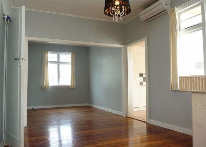  at 10 Cossar Street, Burwood, Christchurch