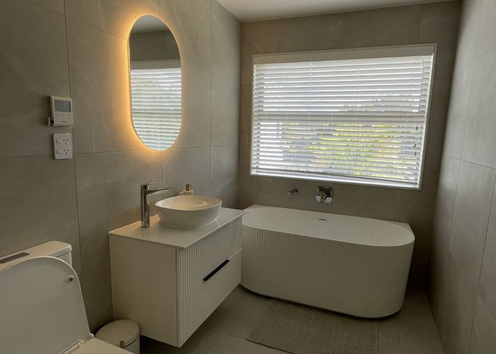 at 1/9a Schopolo Place, Schnapper Rock, North Shore City, Auckland