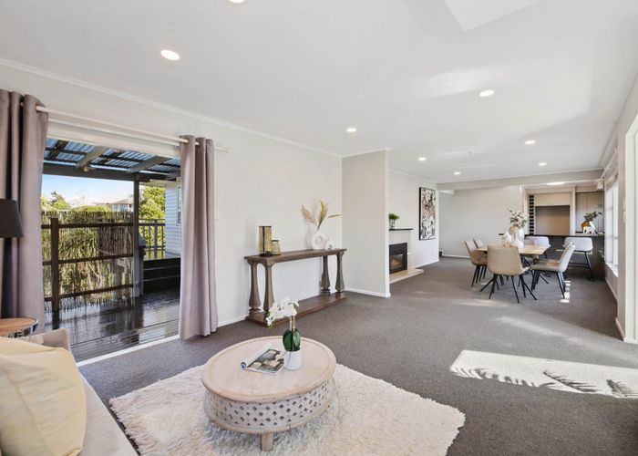  at 19 Beach Road, Mellons Bay, Manukau City, Auckland