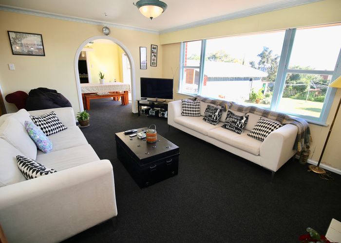 at 323 Cobham Drive, Hillcrest, Hamilton