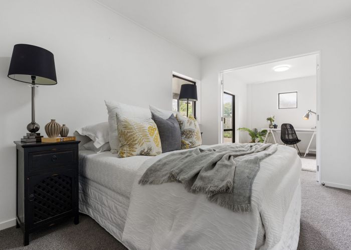  at 1/459 Beach Road, Murrays Bay, North Shore City, Auckland