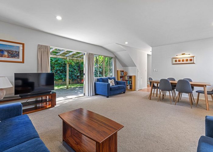  at 3/24 Wernham Place, Northcote, North Shore City, Auckland