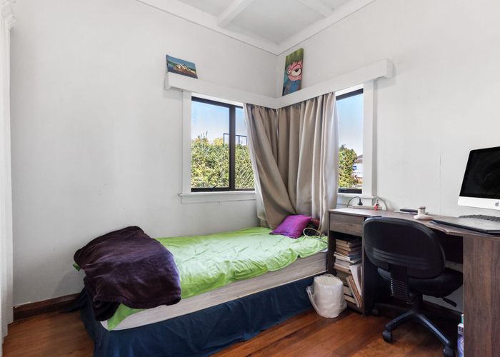  at 105 Point Chevalier Road, Point Chevalier, Auckland City, Auckland