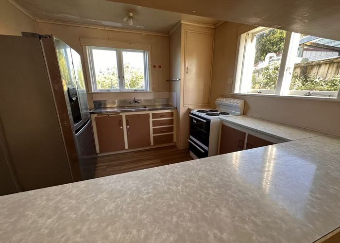  at 1/187 Te Atatu Rd, Te Atatu South, Waitakere City, Auckland