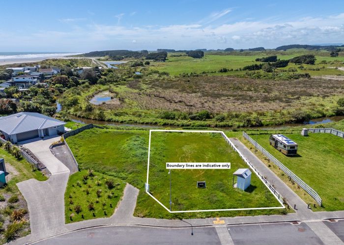  at 13 Seagrass Place, Otaki Beach, Kapiti Coast, Wellington