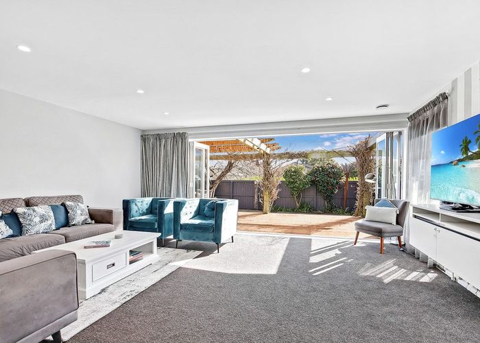  at 14 Oakfield Street, Burnside, Christchurch
