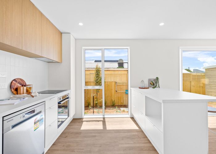  at 2/23 Howe Street, New Brighton, Christchurch City, Canterbury