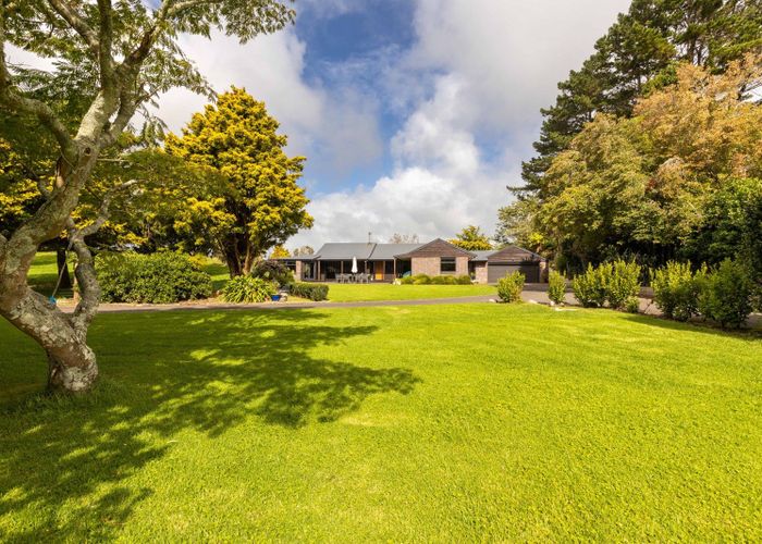  at 42 Ridgewood Drive, Ridgewood, New Plymouth
