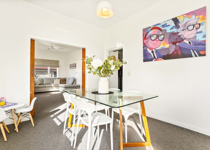  at 3/56 Te Atatu Road, Te Atatu South, Auckland