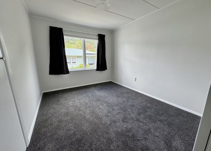  at 5 Reid Road, Wainuiomata, Lower Hutt