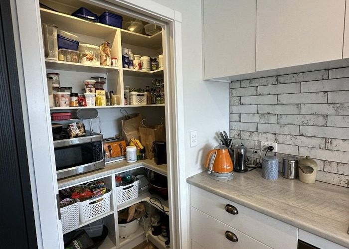  at 2a Leadline Place, Whitby, Porirua, Wellington