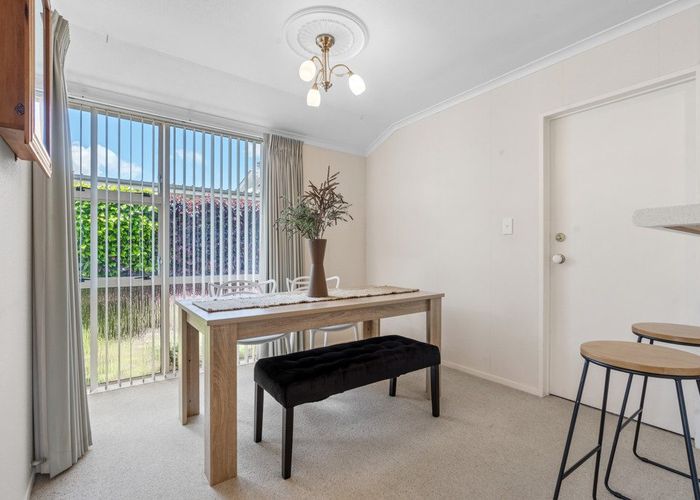  at 12 Longford Court, Forest Lake, Hamilton