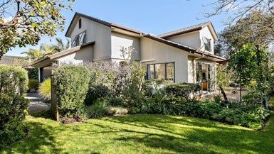  at 5 Aviara Court, Northpark, Auckland