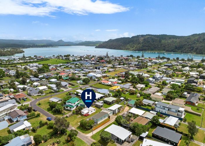  at 104A The Square, Whangamata, Whangamata