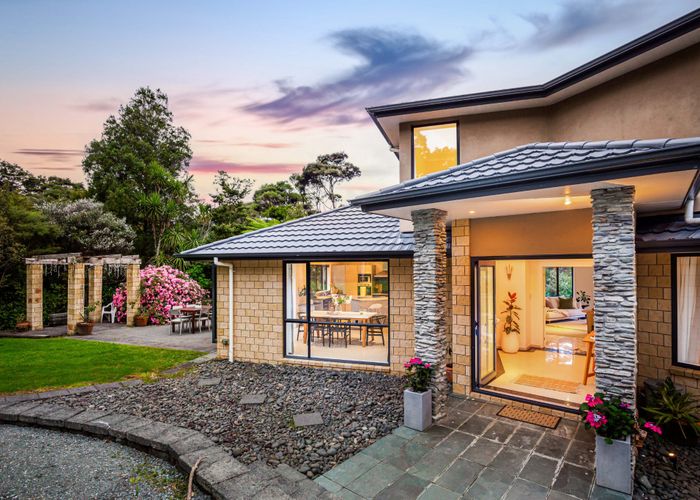  at 129 Stoney Creek Drive, Waitakere, Auckland