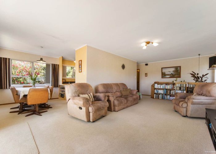  at 7 Butterworth Drive, Glendene, Waitakere City, Auckland