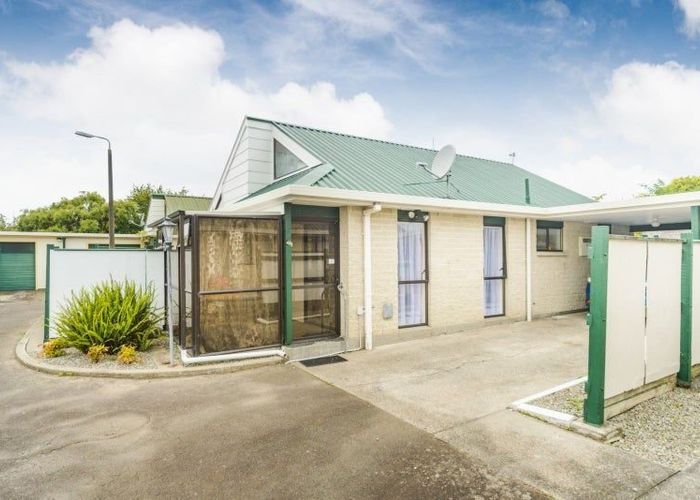  at 4b Nottingham Avenue, Awapuni, Palmerston North, Manawatu / Whanganui