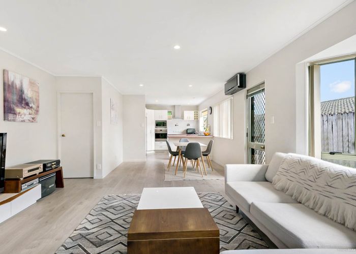  at 12/20 Taylor Street, Blockhouse Bay, Auckland