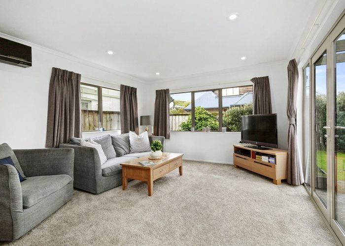  at 12 Cambridge Street, Tawa, Wellington