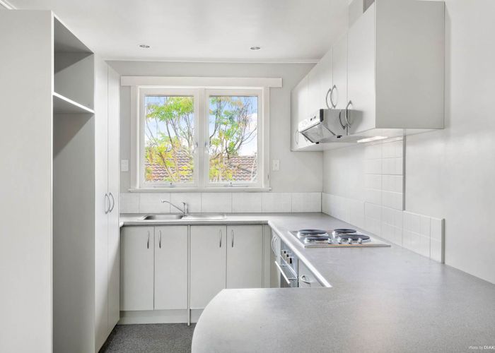  at 2/0 Dominion Road, Mount Roskill, Auckland