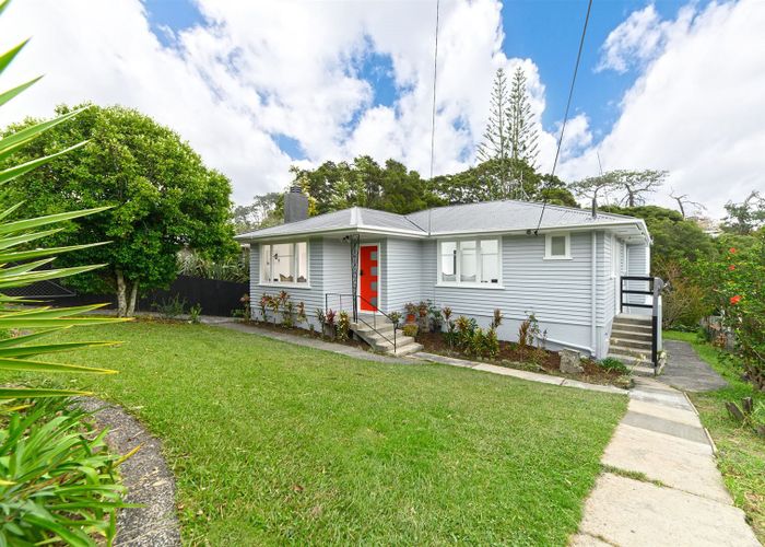  at 30 Glen Marine Parade, Glendene, Auckland