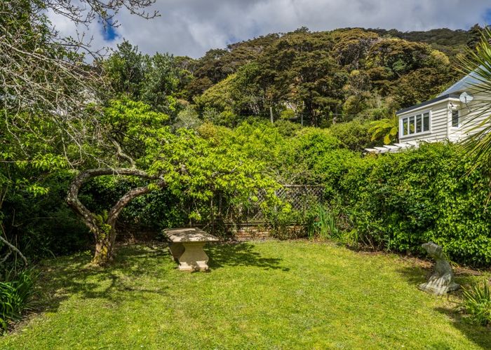  at 14 Kereru Road, Days Bay, Lower Hutt