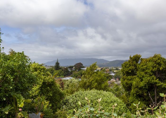  at 12A Kohutuhutu Road, Raumati Beach, Paraparaumu