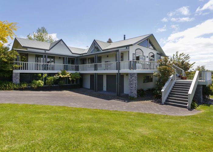  at 22 Blue Ridge Drive, Acacia Bay, Taupo