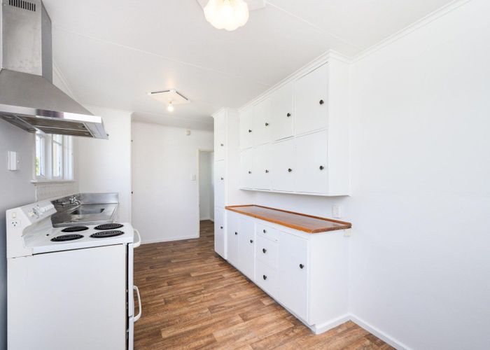  at 3 Forth Terrace, Roslyn, Palmerston North, Manawatu / Whanganui