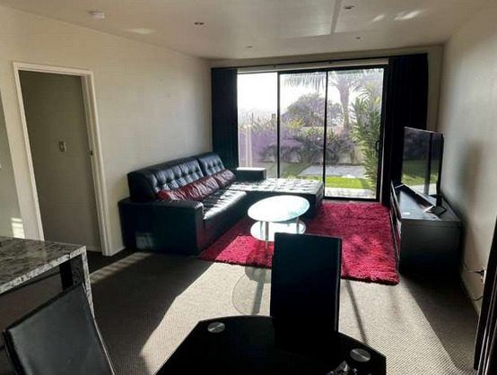  at 2B Beatrice Avenue (flat), Hillcrest, North Shore City, Auckland