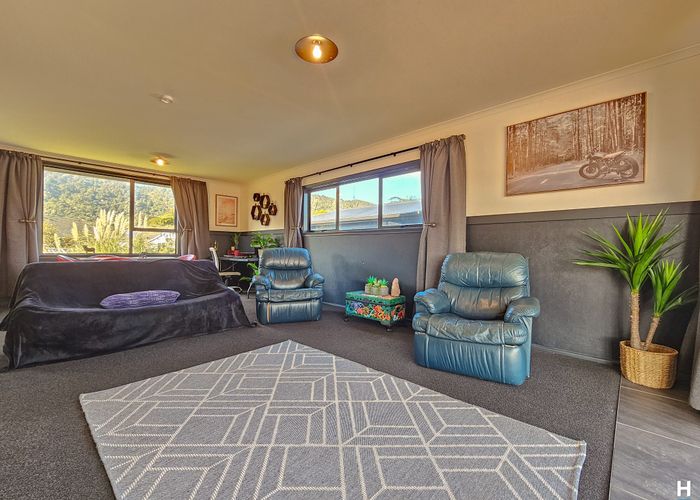  at 39 Firth Street, Cobden, Greymouth
