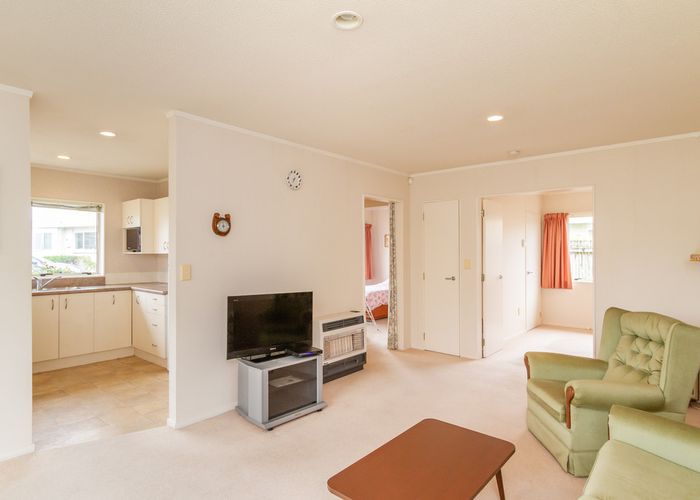  at 35/17 JOHN ST, TRENTHAM, UPPER HUTT