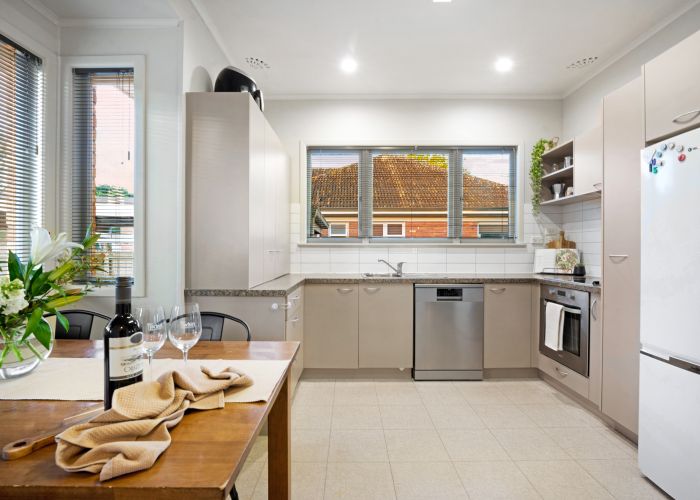  at 14 Mangarata Avenue, Papatoetoe, Auckland