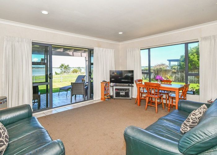  at 21 Crannich Place, Wattle Downs, Manukau City, Auckland