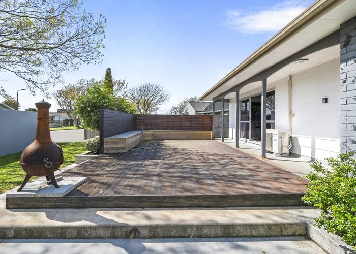  at 7 Chadwick Place, Highbury, Palmerston North