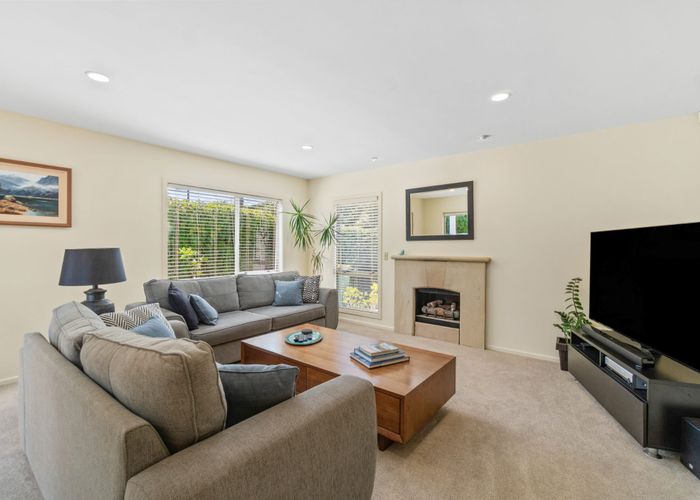  at 2/20A Matai Road, Greenlane, Auckland City, Auckland