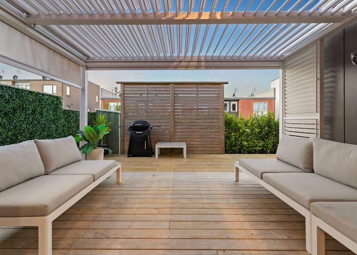  at 31 Ambar Ridge Avenue, Massey, Auckland