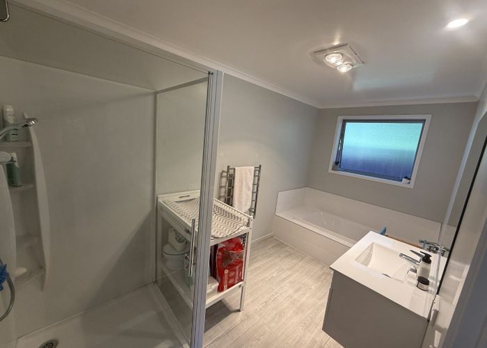  at 27 Reeves Road, Opawa, Christchurch City, Canterbury